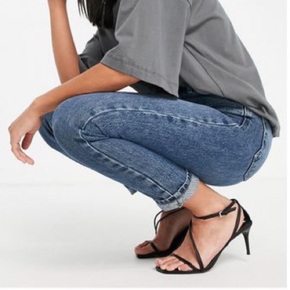Topshop Mom Jeans - Picture 2 of 5